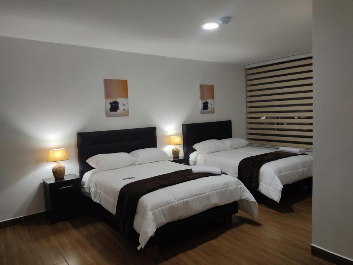 Hospedaje El Girasol Tababela Quito Ngoại thất bức ảnh
